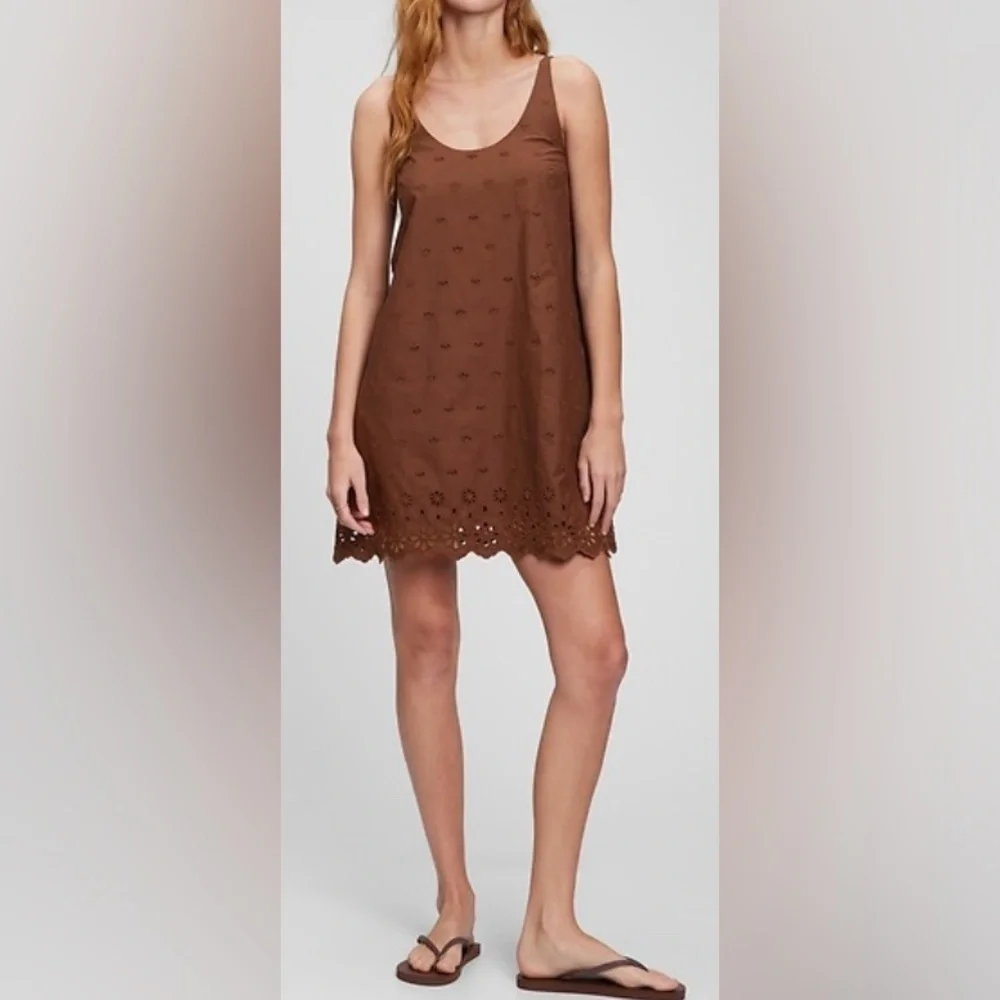 Gap - NEW - Eyelet Scalloped Mini Dress - Picture 1 of 6